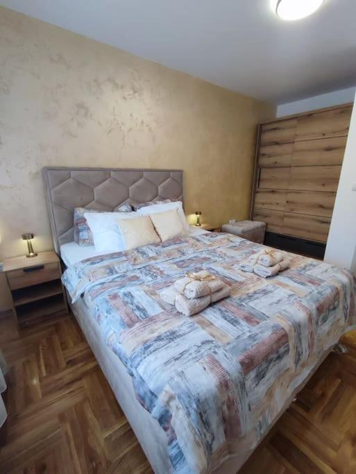 Golden Dream Apartman Apartment Pancevo Exterior photo